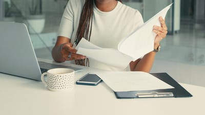 Essential Budgeting Tools and Resources for Couples to Manage their Finances