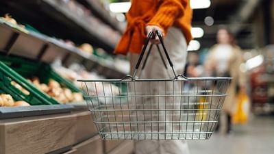 Do grocery/retail stores offer discounts for bringing your own bags?