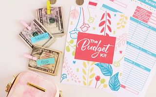 How can college students budget their money effectively?