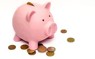 How can I maximize my savings with a savings account?